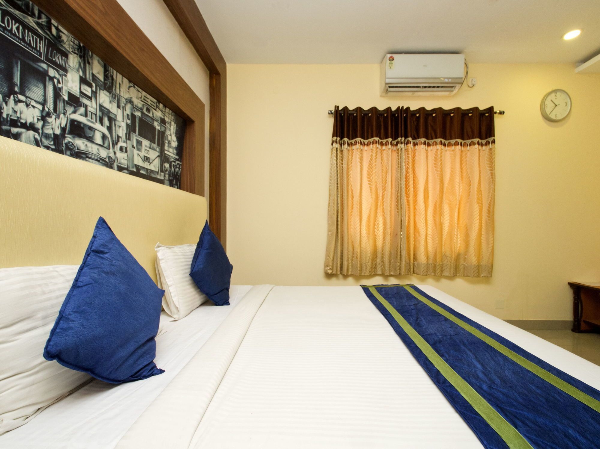 Oyo 460 Hotel Ivory Residency Колката Екстер'єр фото