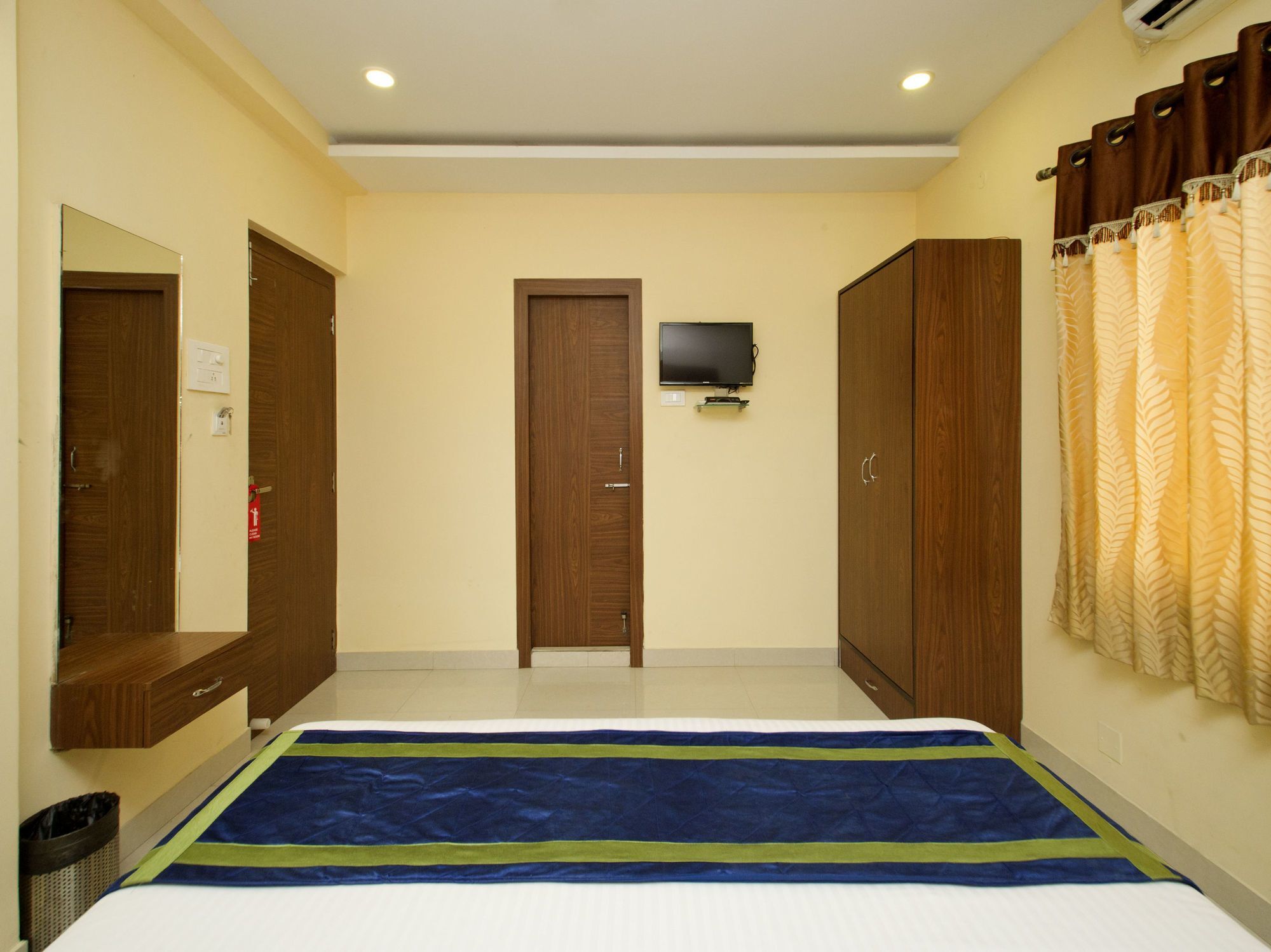 Oyo 460 Hotel Ivory Residency Колката Екстер'єр фото